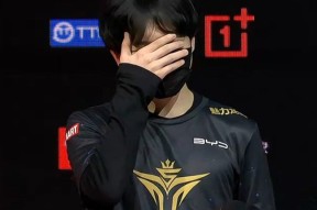 开元棋牌Rookie迎来十赛季高光表现，老鹰球迷沸腾！的简单介绍