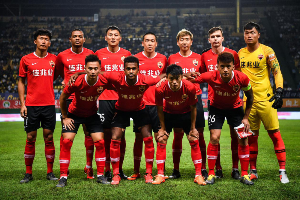 转折点尤文图斯临场应变，CBA季后赛转会期攻防权衡，压力陡增，轮换策略成焦点的简单介绍