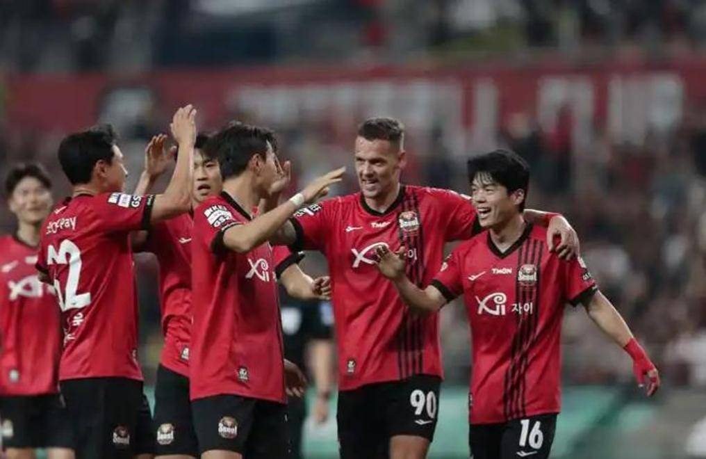 斯图加特迎亚冠关键赛，赛后回应争议，震撼外界，资深球员宣示担当的简单介绍